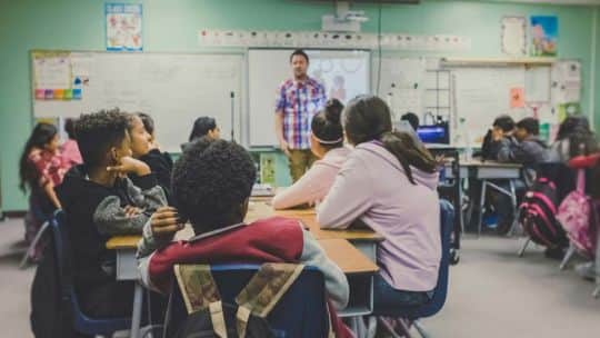 Los argentinos y el colegio secundario que no se puede terminar