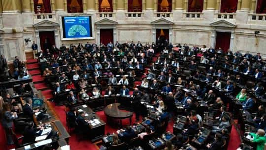 Diputados: la oposición sumó apoyo de aliados del Gobierno y le impuso su agenda en Discapacidad y Endeudamiento
