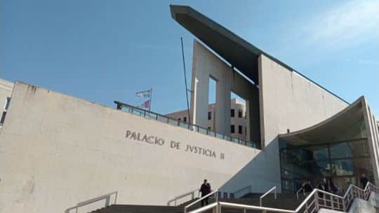 En uno de los juicios por presuntas estafas a ART absolvieron a seis acusados