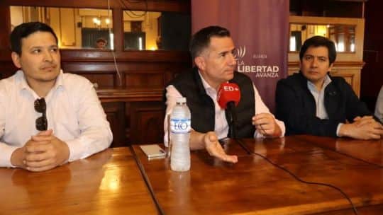 En modo candidato, Bornoroni mostró la hoja de ruta de LLA para 2027