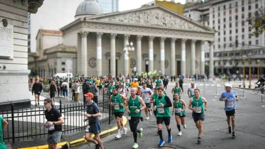 Maratón de Buenos Aires 2026: Bethwel Kibet Chumba se consagró campeón de los 42K porteños