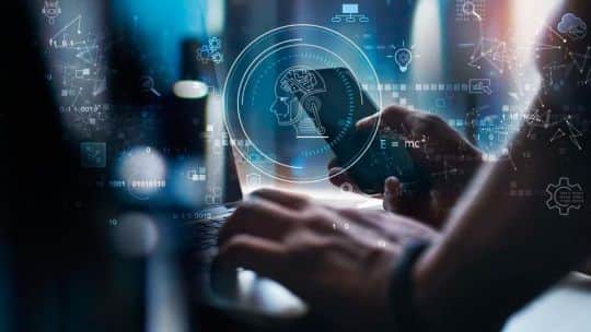 Alibaba lanza chip de IA para impulsar expansión global de centros de datos