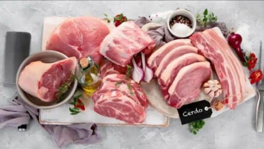 Carne de cerdo vs. vacuna: la brecha de precios llega al 192% y cambia el consumo
