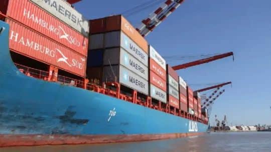 Argentina tiene un fuerte superávit externo, pero advierten que el consumo y la inversión no reaccionan