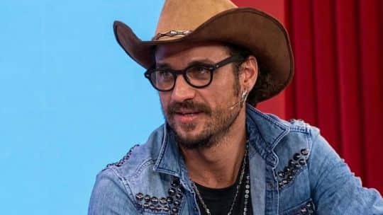 Daniel Osvaldo sigue en terapia intensiva pero según su familia se encuentra "bien y lúcido"