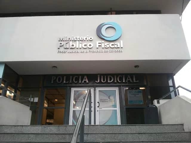 Encontraron a un hombre muerto junto a una motocicleta