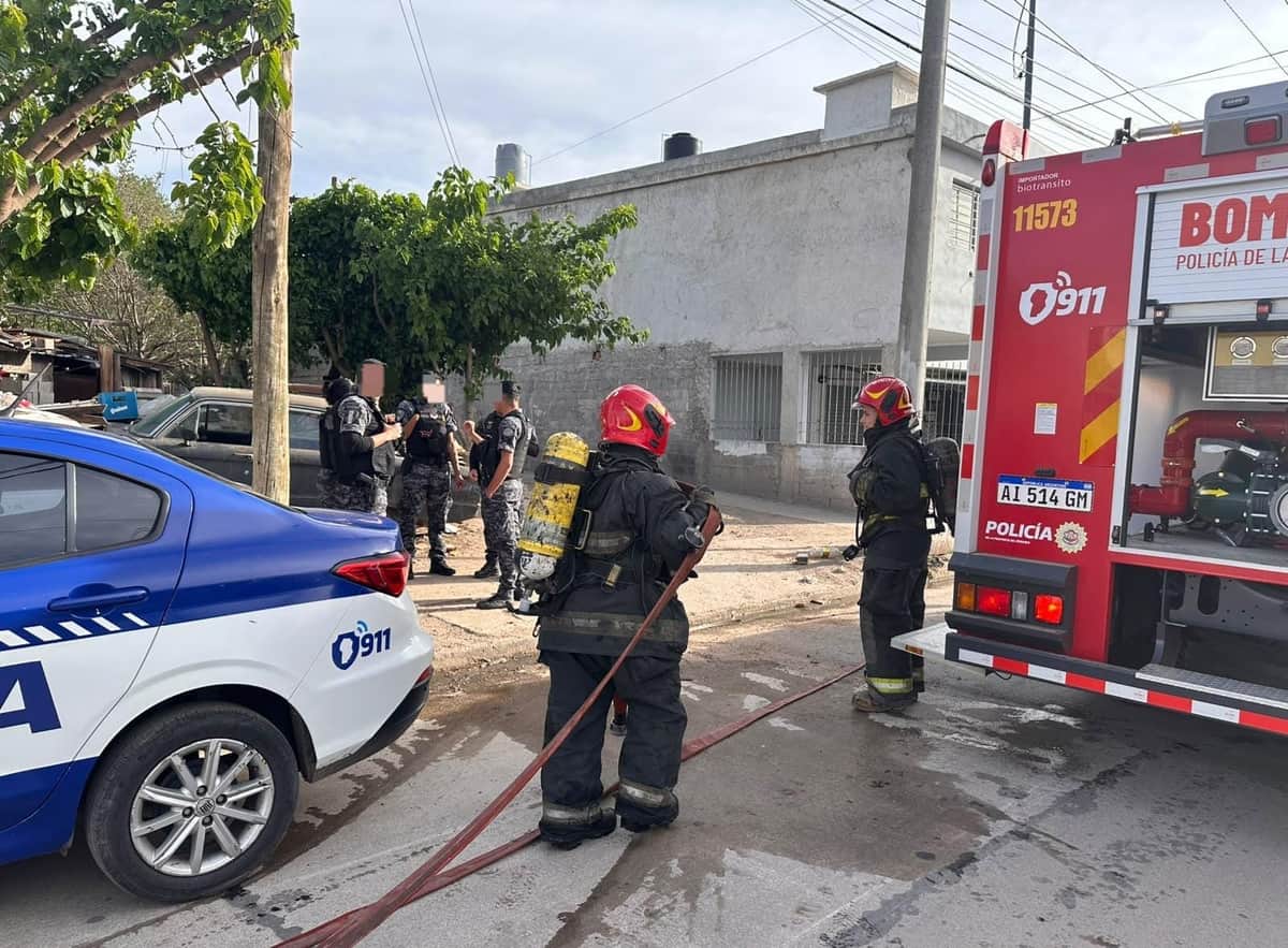 Rescate entre las llamas: salvaron a un perro durante un incendio