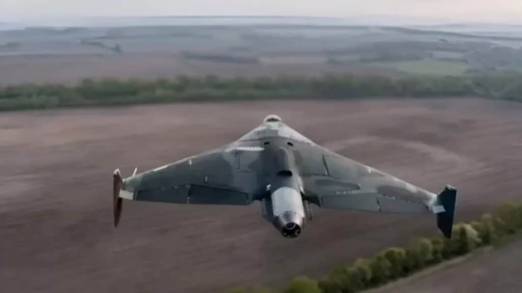 La guerra de drones de Ucrania acaba de superar una barrera insólita: drones persiguiendo a drones a velocidades de Fórmula 1