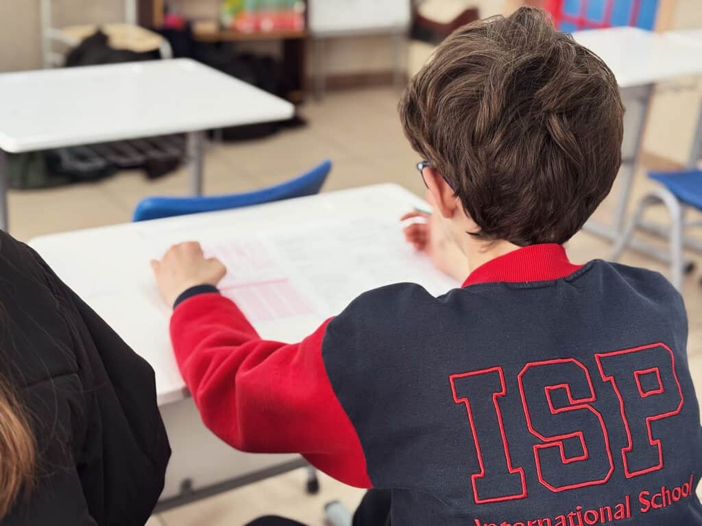 Expulsar a los alumnos por mal comportamiento no funciona como pensábamos. La ciencia propone otra vía
