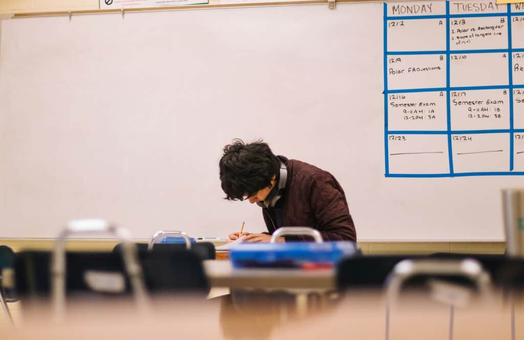 El último PISA causó una conmoción por el desplome de resultados entre los estudiantes de familias ricas. Puede que solo fuera un error de medición