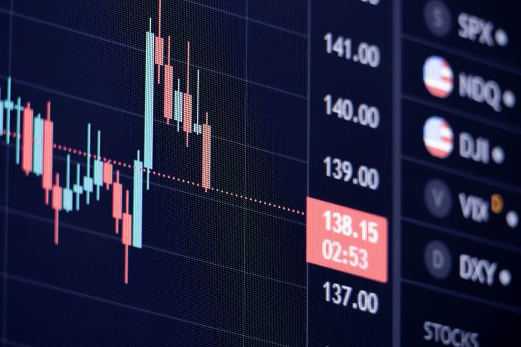 El salario ya no siempre llega solo en euros: cada vez más empleados reciben acciones de la empresa para la que trabajan