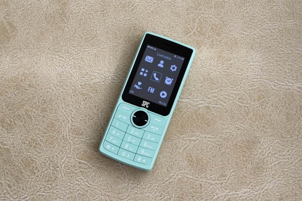 Cambié mi móvil de 1.500 euros por uno de 40 euros que ni siquiera tiene WhatsApp. Mereció la pena