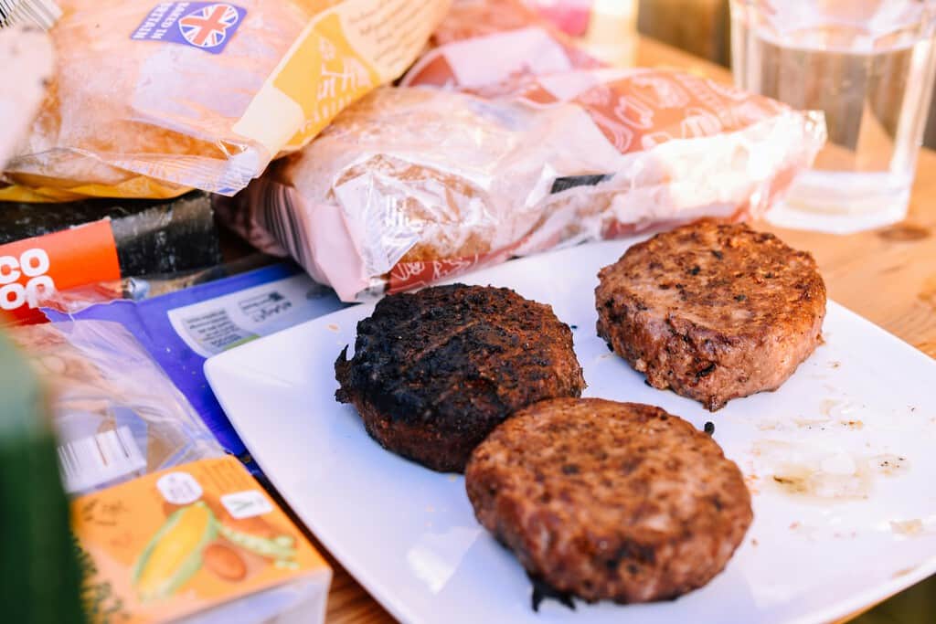 Hubo una época en la que parecía que el futuro era que todos comiéramos carne falsa. Ya no