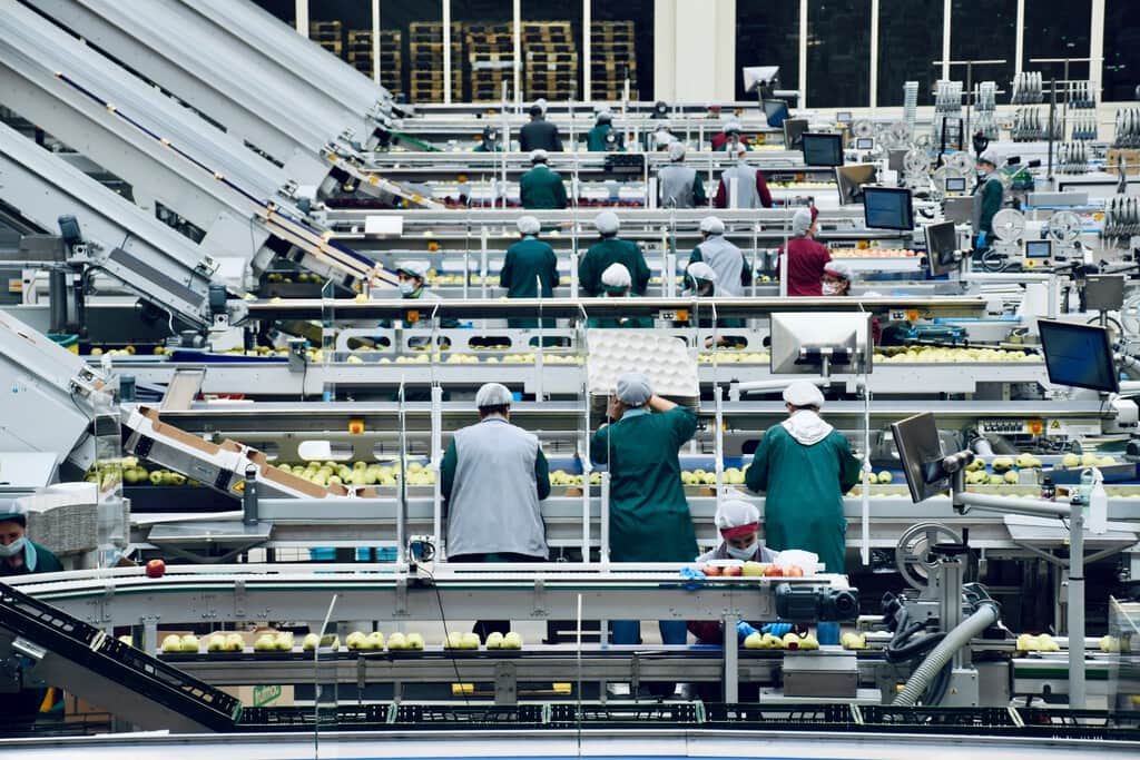 Se supone que la IA está cambiando para siempre la economía y la productividad. El PIB aún no dice nada de eso