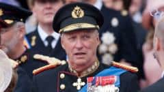 Muere a los 89 años el rey Harald de Noruega, quien se casó con una "plebeya" y es considerado un reformista de la monarquía