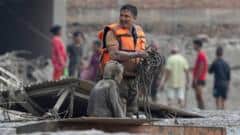 En video: el impacto de una avalancha entre Nepal y Tíbet
