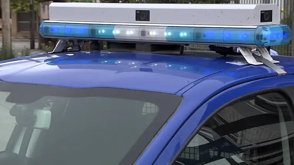 Dos jóvenes aprehendidos en Villa Carlos Paz por maniobras peligrosas en moto y el hurto de un casco