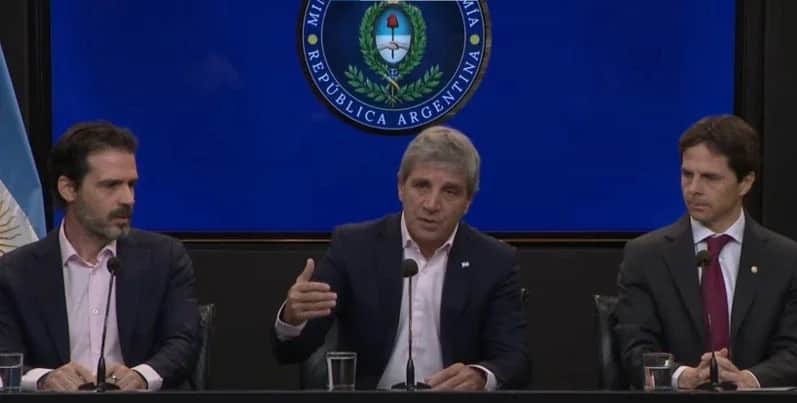 Caputo anunció nuevos créditos hipotecarios: cuánto habrá disponible y quiénes podrán acceder