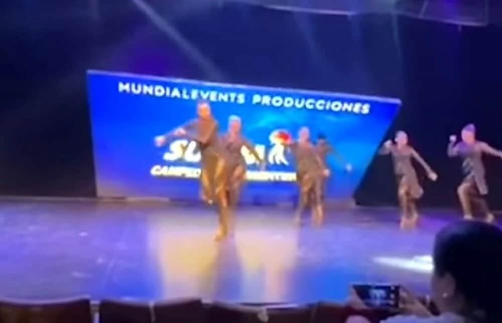 Cuatro bailarinas resultaron heridas al caer una pantalla en un teatro de Villa Carlos Paz