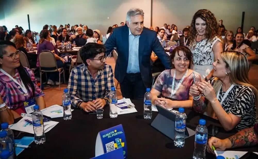 Córdoba Emprendedora: Llaryora anunció $1.000 millones en financiamiento y más espacios de comercialización