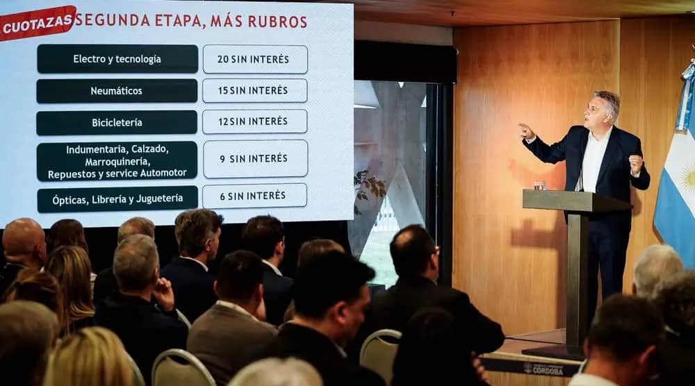 Llaryora impulsa el consumo con planes de financiación de hasta 20 cuotas sin interés