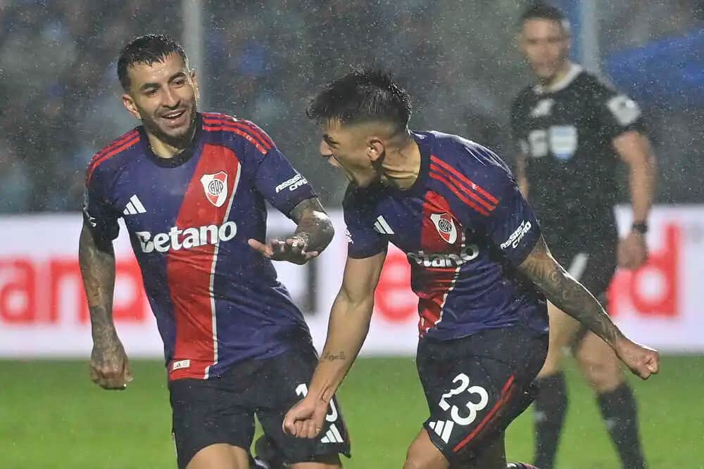 River lo ganó sobre la hora en Tucumán y sumó su tercer triunfo consecutivo con Ponzio