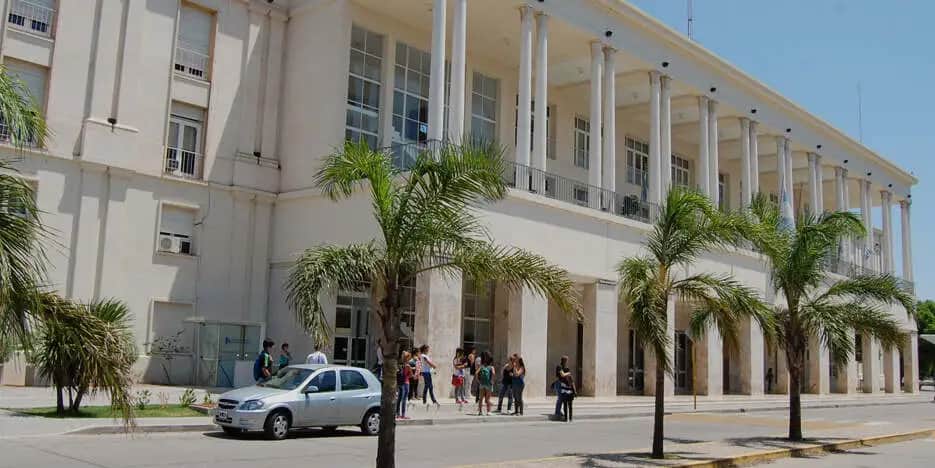 Paro universitario en Córdoba: la medida afecta a la UNC y a los hospitales nacionales
