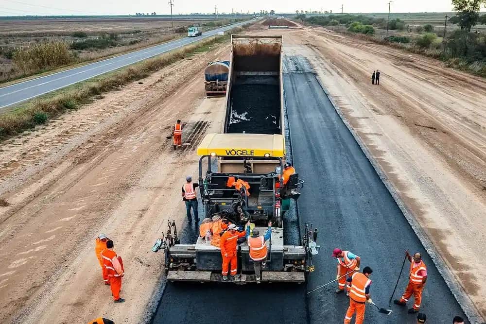 Cuatro grandes obras viales generan 1.050 puestos de trabajo en Córdoba