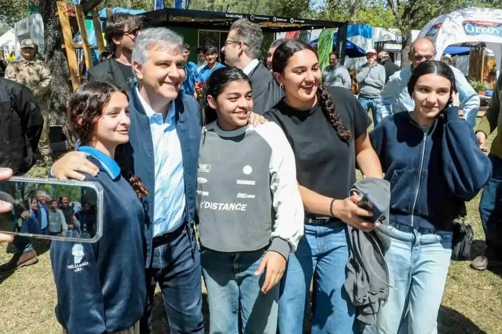 Llaryora llamó a defender el modelo cordobés y reclamó políticas nacionales para industrializar el campo