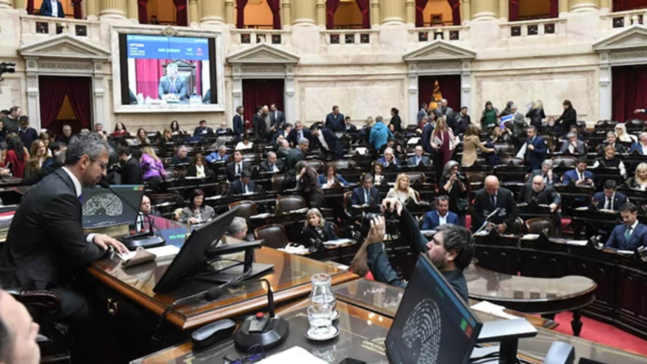 La Cámara de Diputados debate la reforma del Banco Central e Inocencia Fiscal II