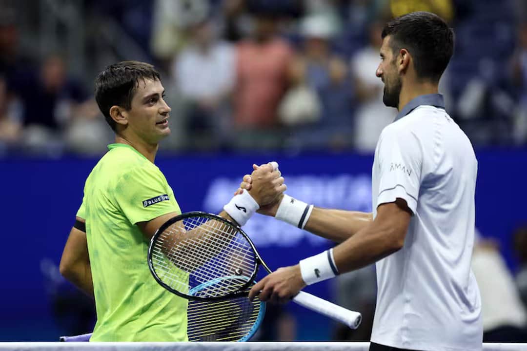 Navone jugó un partidazo y derrotó a Djokovic en el arranque del US Open