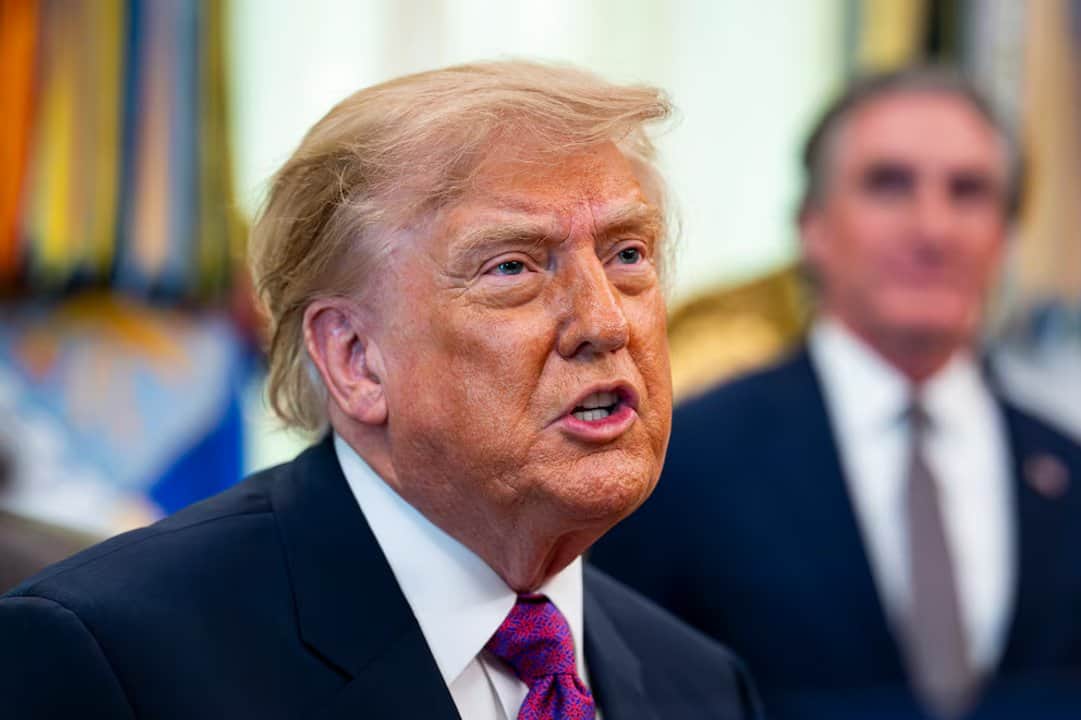 Trump sugiere usar la postura sobre las Malvinas como herramienta de presión hacia Reino Unido