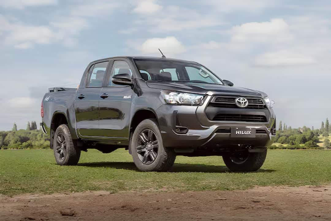 Toyota lanza financiación a tasa cero en septiembre para la Hilux SRV+