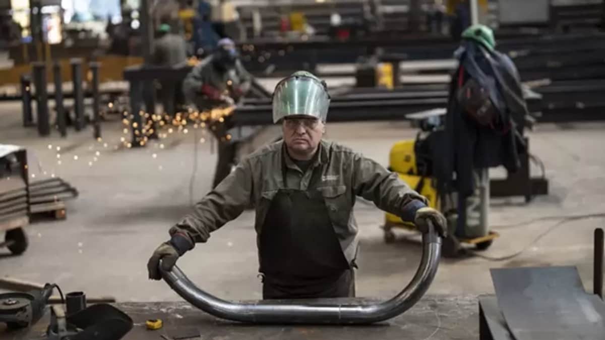 Caída de la industria y la construcción en julio: los sectores más afectados