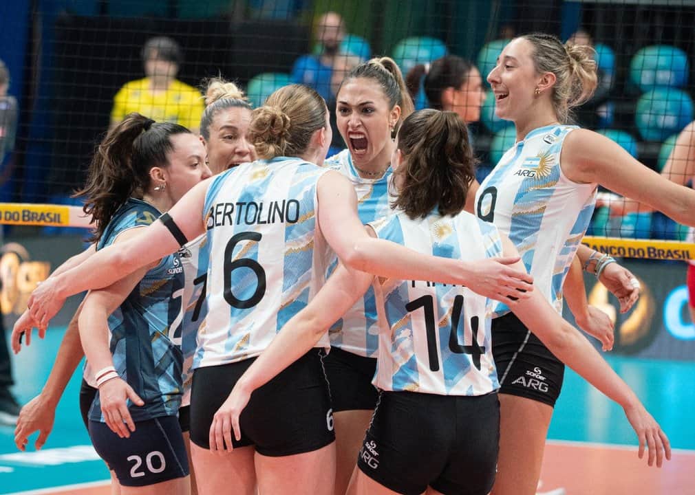 Sudamericano de vóley: Las Panteras debutaron con triunfo y brilló la cordobesa Cugno