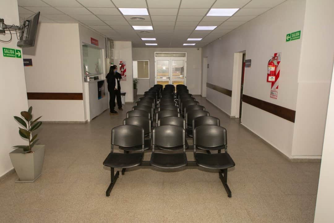 Tres centros médicos de Córdoba realizarán paro de 4 horas por turno