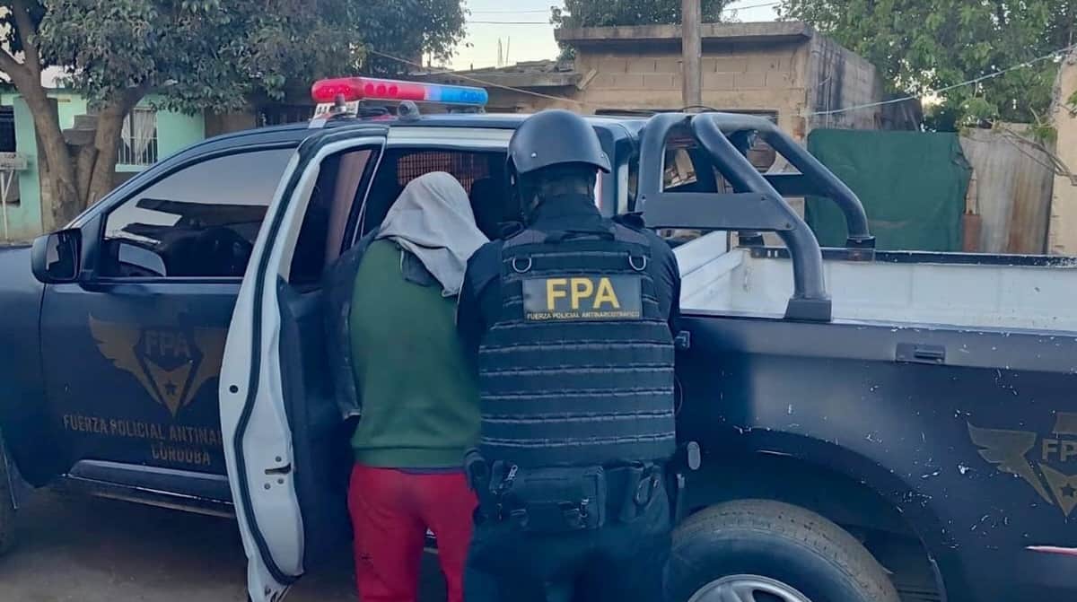 Córdoba: cayó una banda narco familiar que ocultaba drogas en las paredes