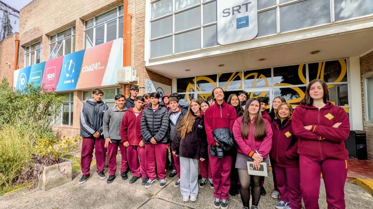 Estudiantes del Instituto Milenio Villa Allende recorrieron los estudios de SRT Media