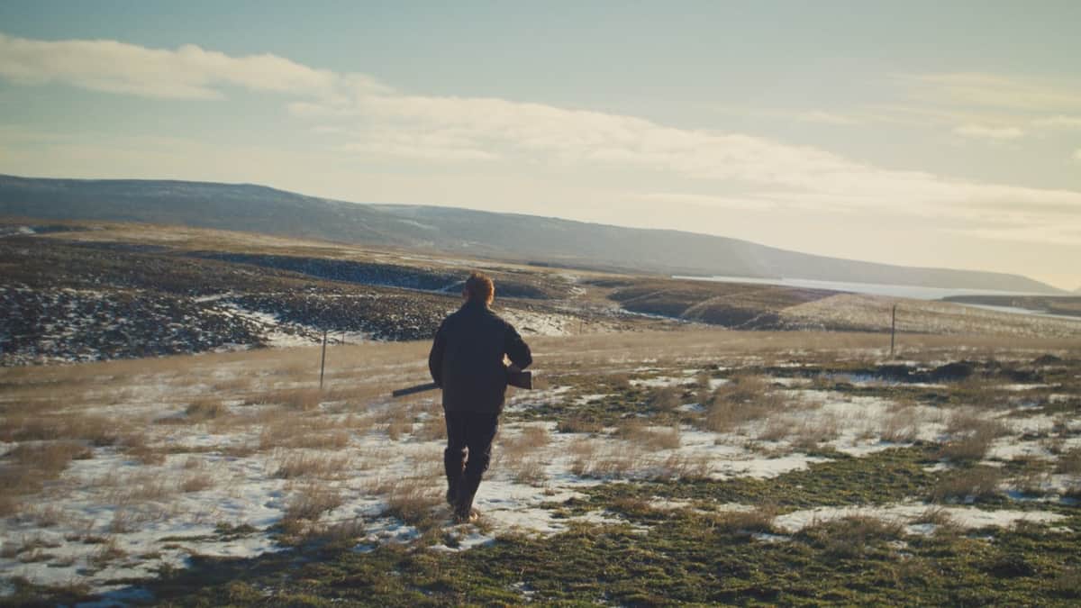 "Los vencedores": la película argentina que explora las huellas humanas en Malvinas llega al cine