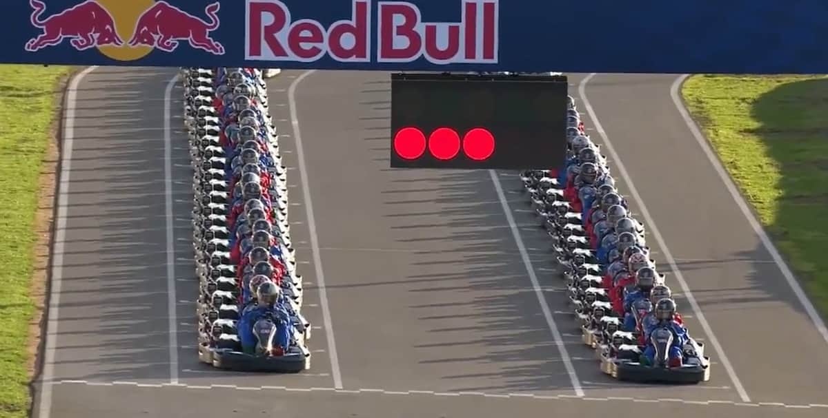 VIDEO | El desafío imposible de Verstappen: largó último entre 100 kartings y terminó primero