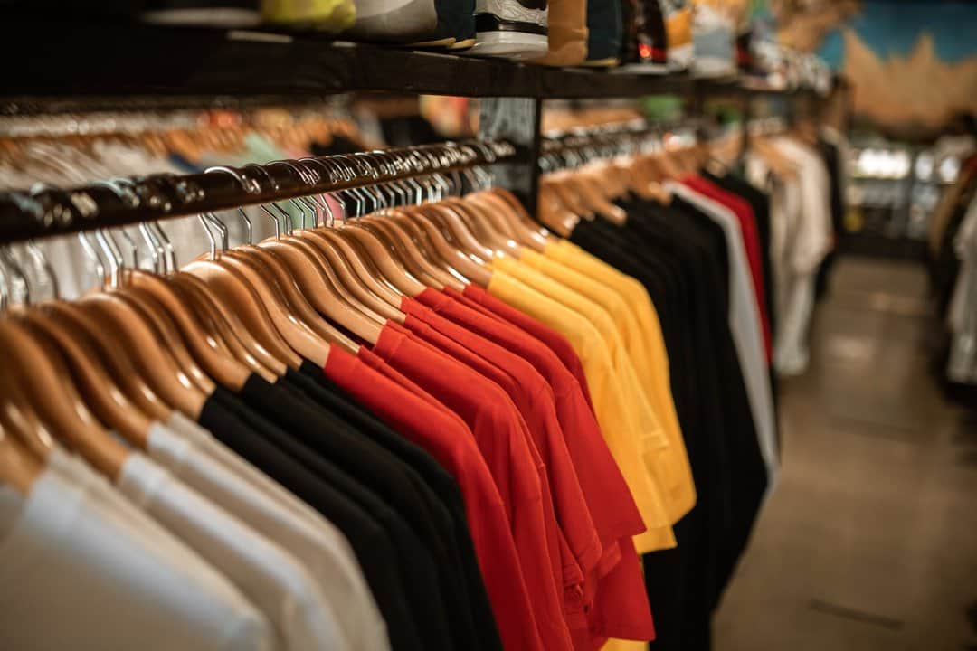 Industria textil: critican a Javier Milei por desfinanciamiento universitario, impuestos y falta de crédito