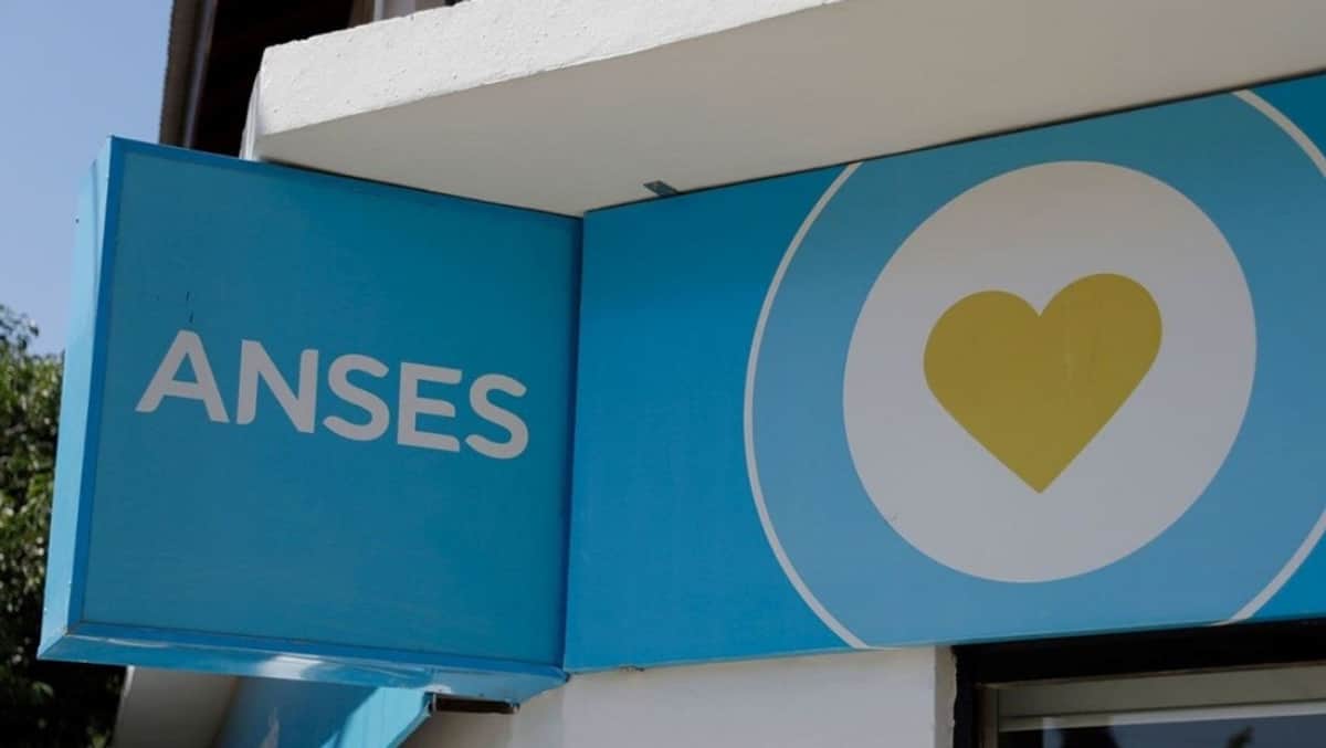El Gobierno oficializó aumentos y, con bono, la jubilación mínima llega a $ 500.000