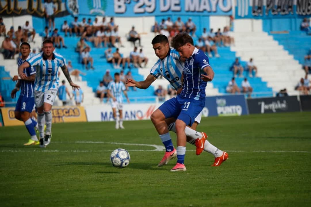 Racing lo perdía ante Godoy Cruz, reaccionó y rescató un punto en Nueva Italia