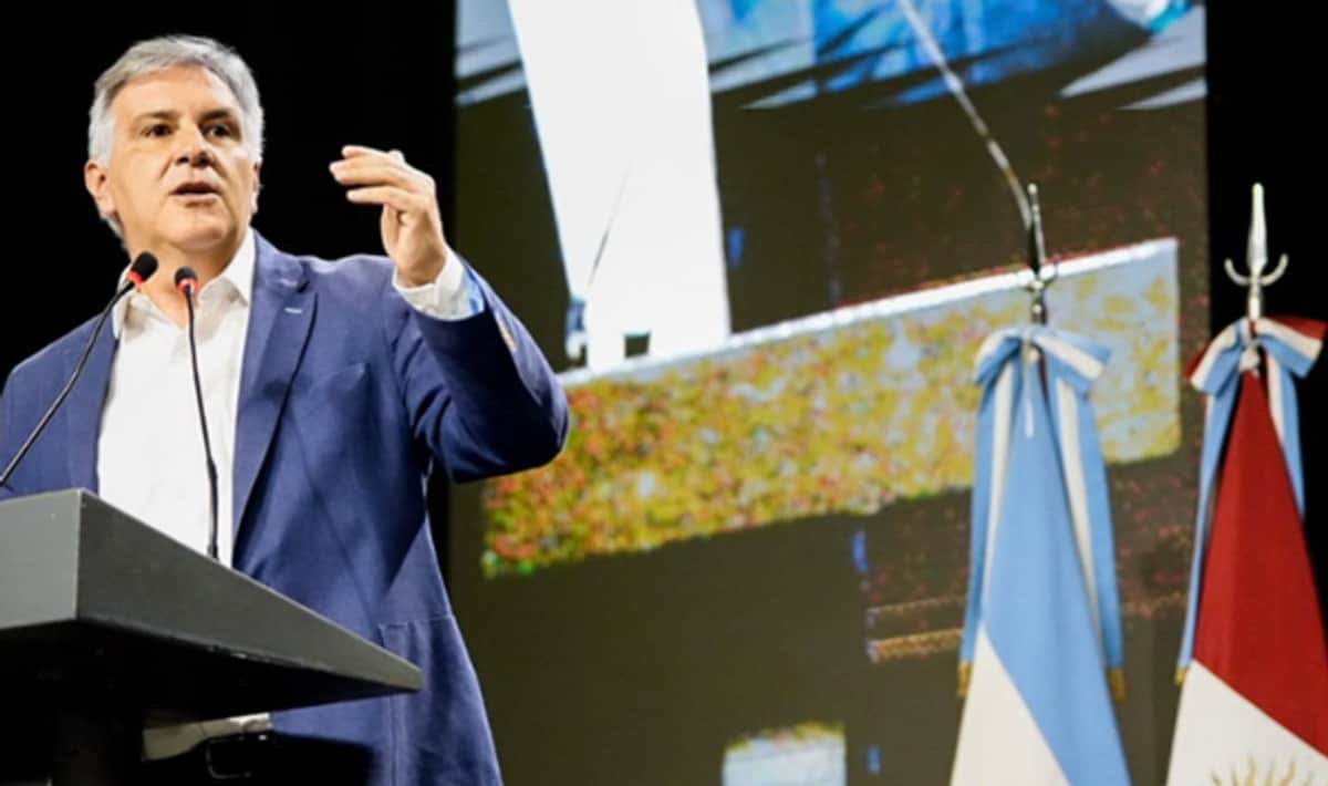 Llaryora reclamó la eliminación de retenciones y la sanción de la Ley de Biocombustibles