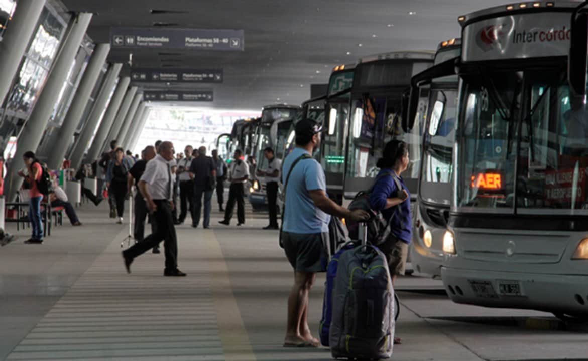 “Acuerdo transitorio” en el transporte interurbano: Aiota levanta medidas de fuerza