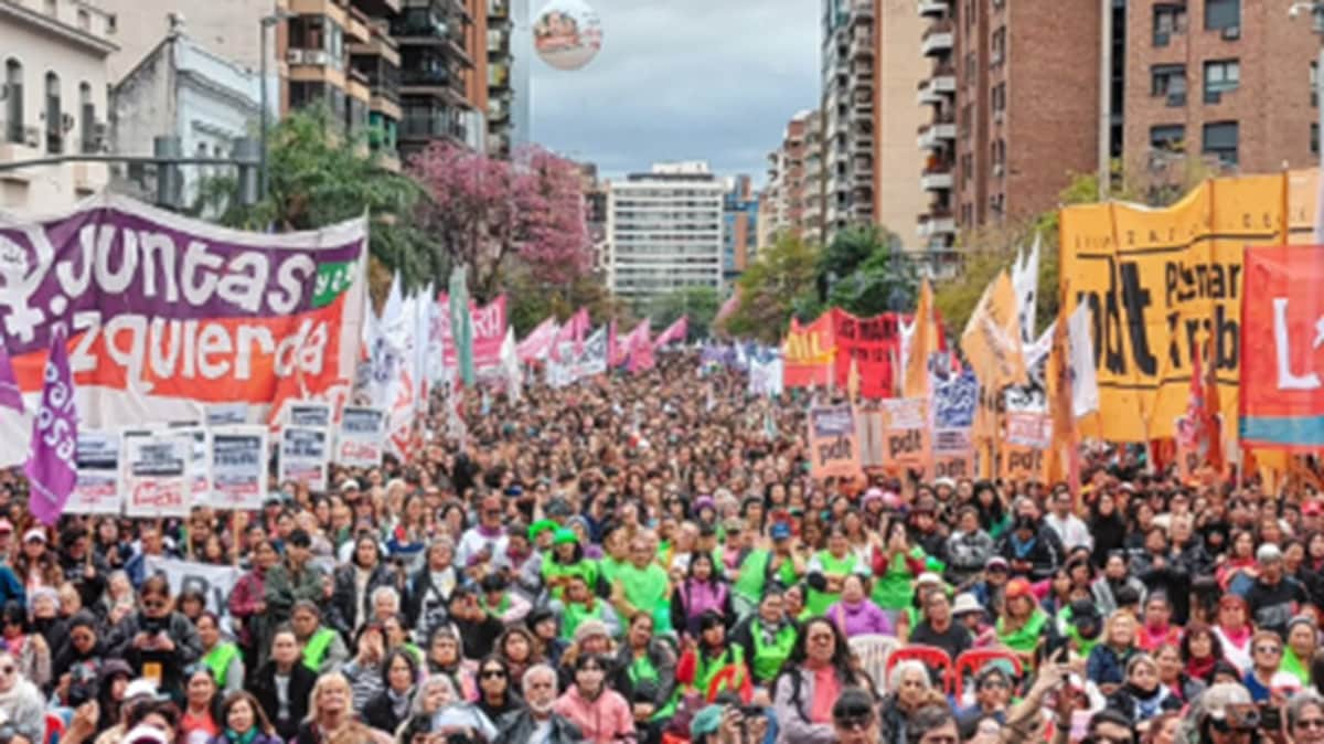 Comenzó el Encuentro de Mujeres: fuerte crítica al gobierno nacional y provincial
