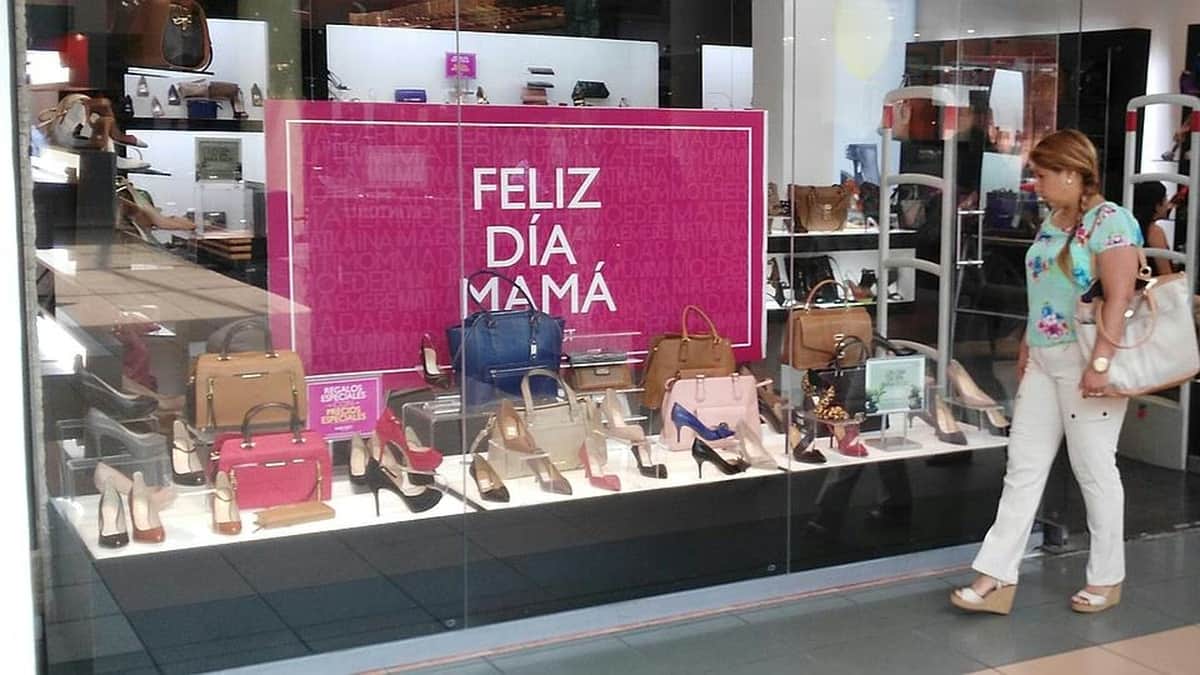 Economía: las ventas por el Día de la Madre cayeron un 5,9% en la provincia de Córdoba