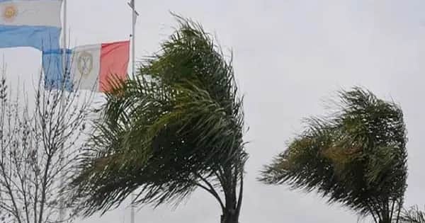 Advierten por ráfagas de hasta 75 km/h para este viernes