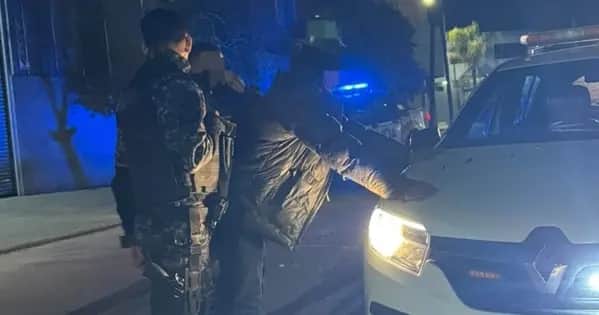 Merodeaba armado en plena madrugada en barrio Nicolás Avellaneda