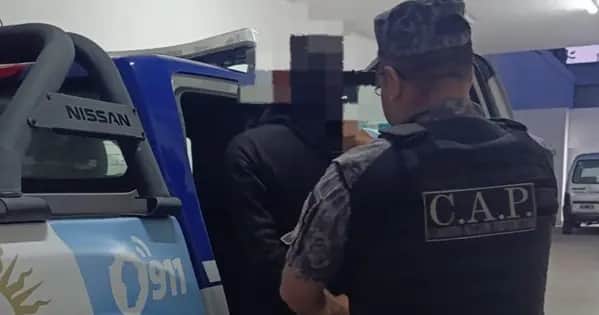 Cayó un joven que tenía orden de detención por violencia y desobediencia
